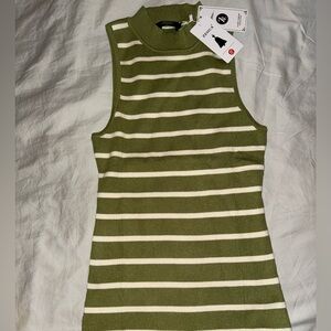 Zesica | fitted ribbed tank top, size XL